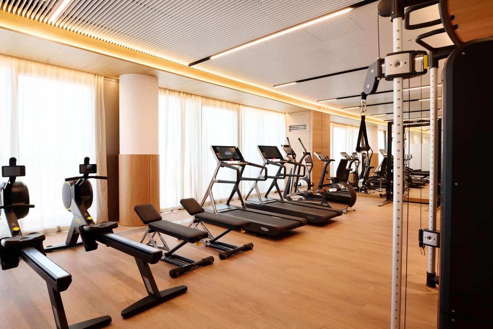 A By Adina Danube Hotel *