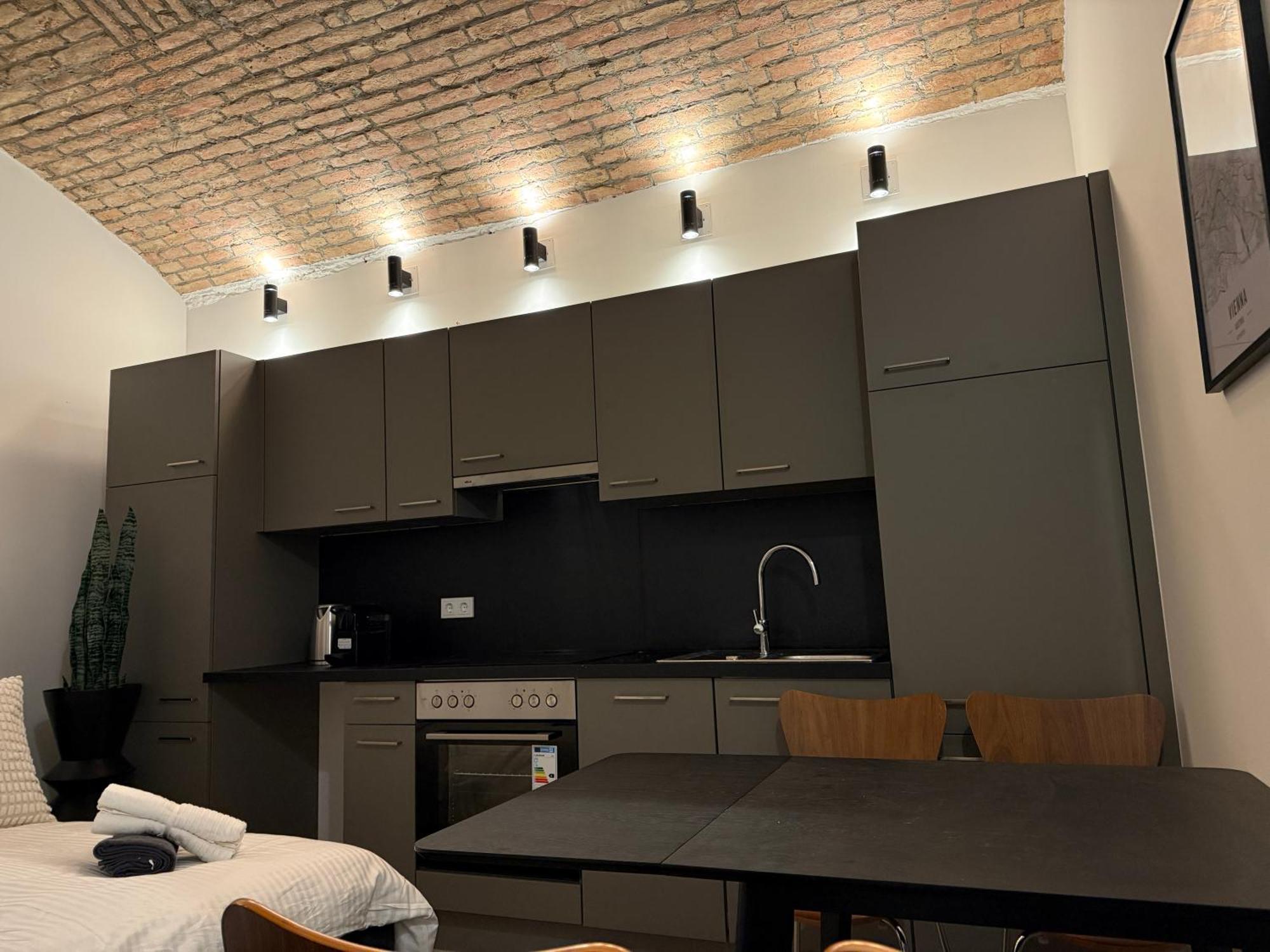 Renovated Apartment *