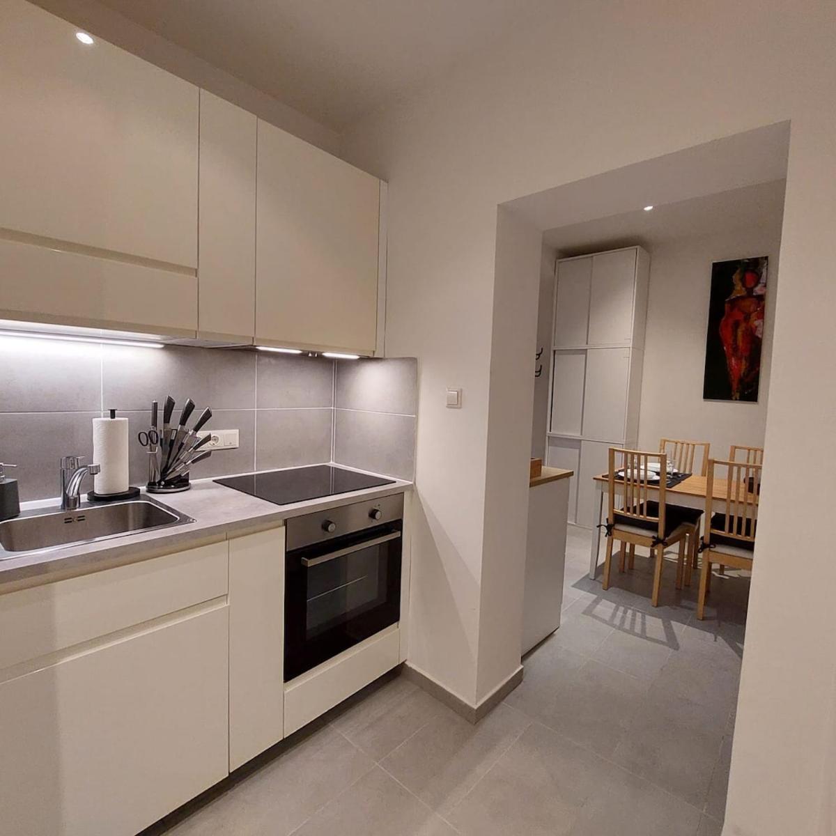 Arkham Apartment *