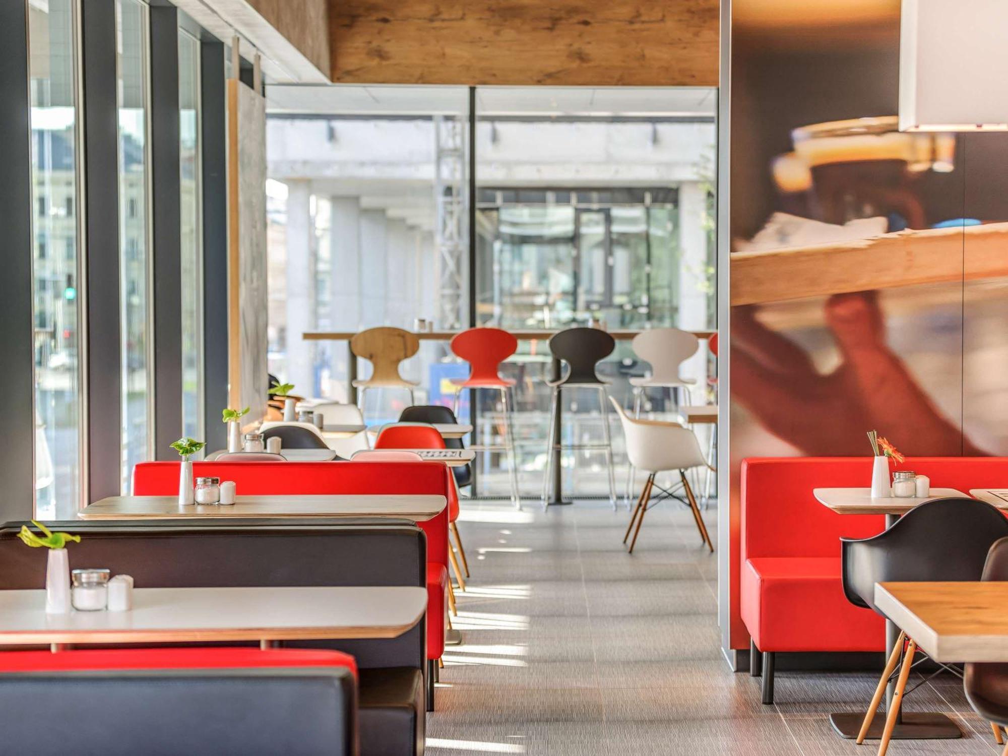 Hotel Ibis Hauptbahnhof 3*