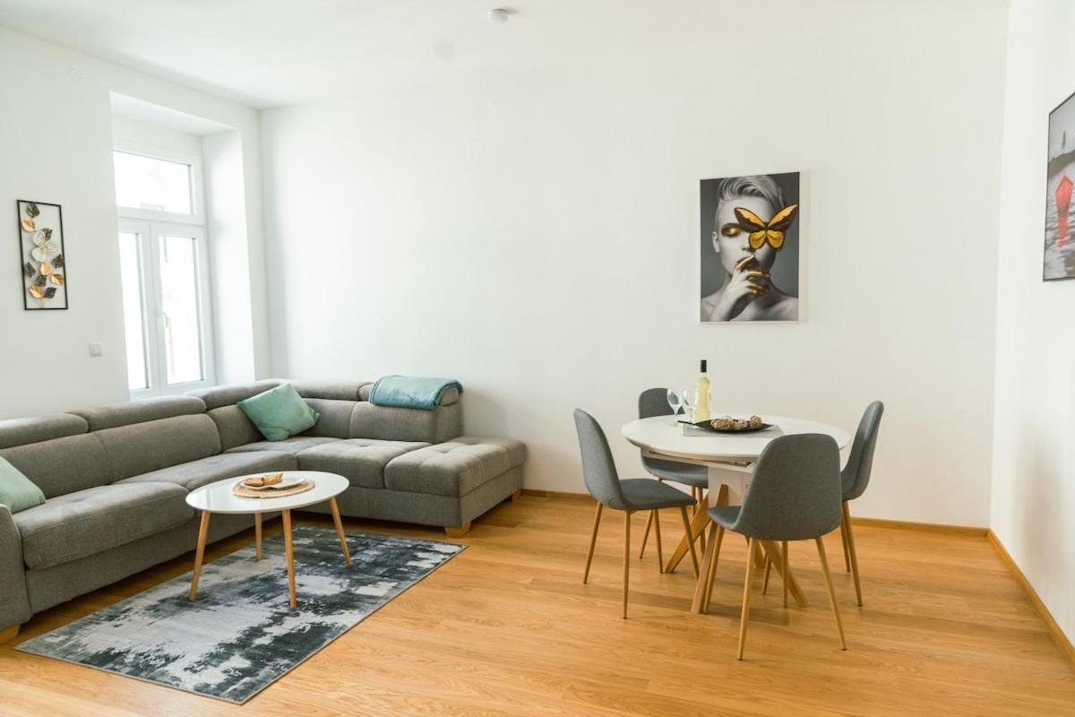 Apartment New Design 9 *