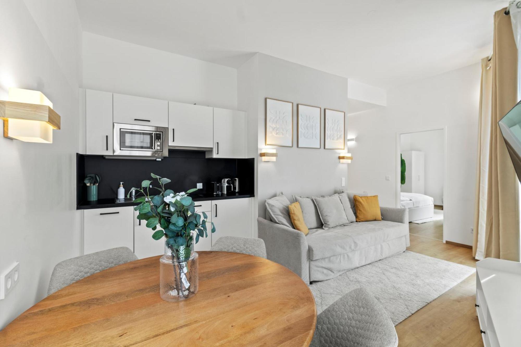 Apartment 4 Min To Metro I 12 Min To Inner I Wifi *