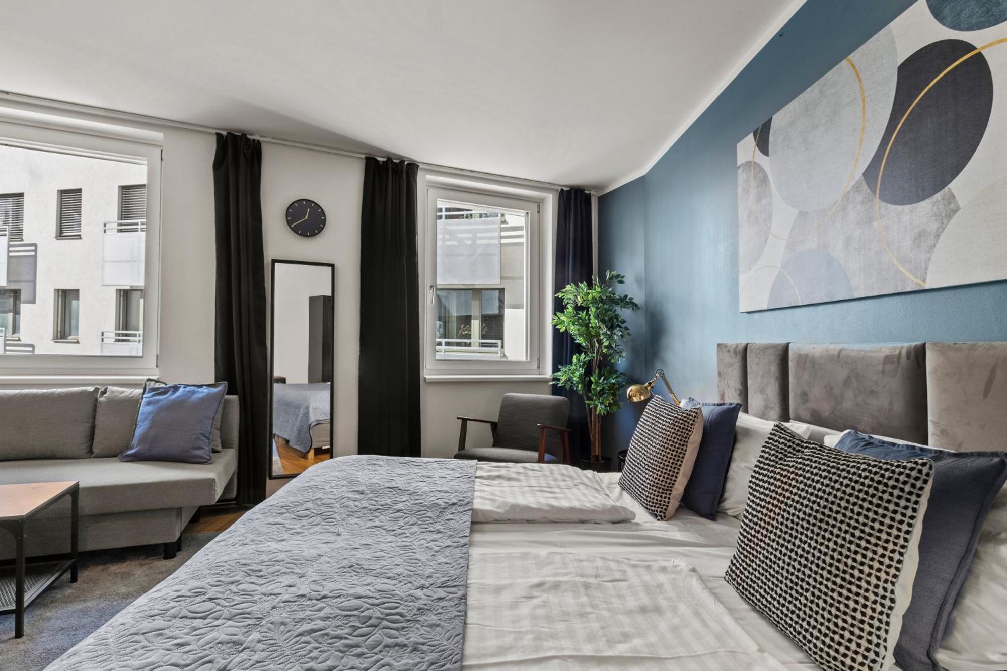 At Station I 3 Minutes To Shopping Street I High Speed Wifi Apartment *