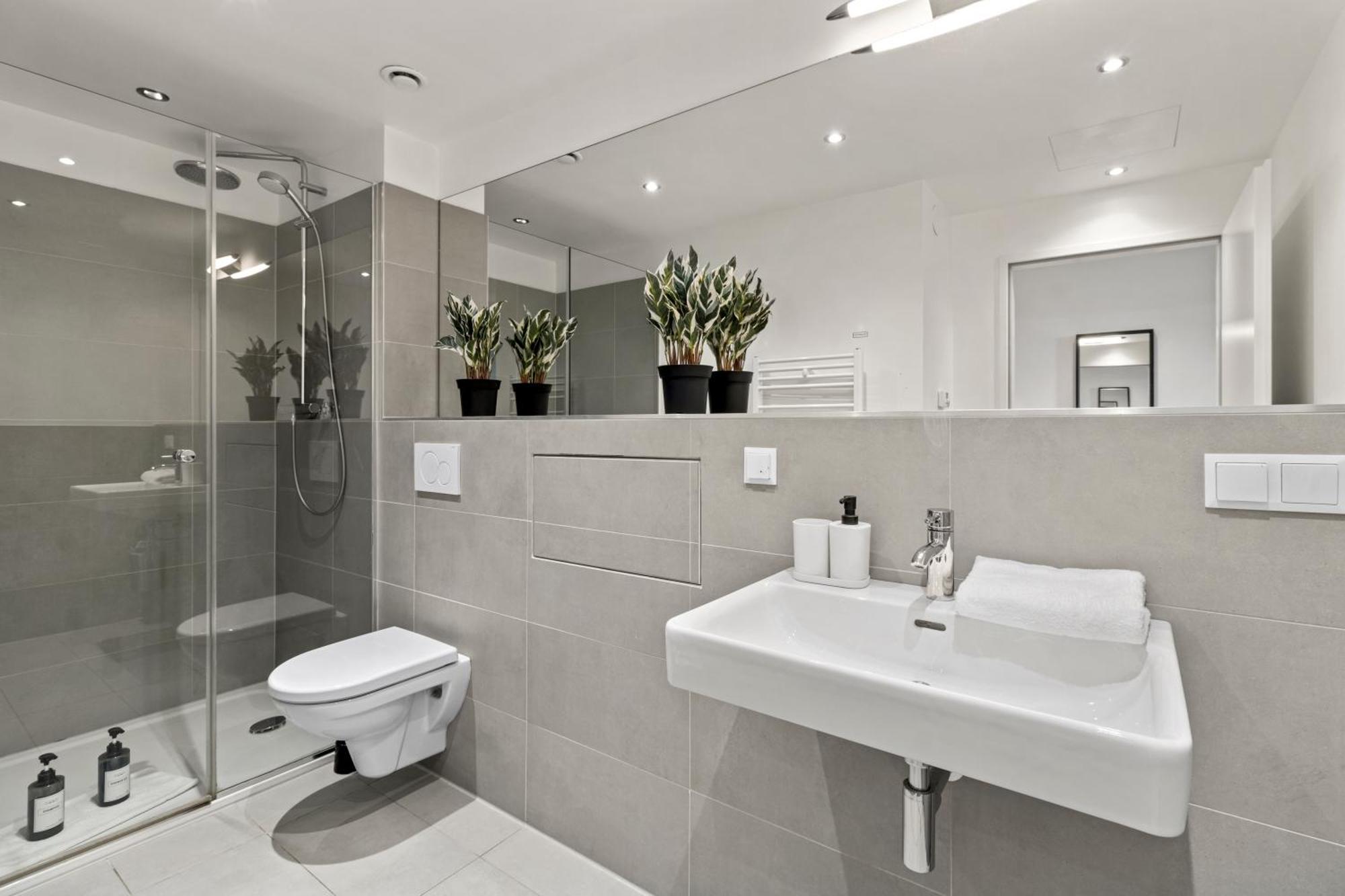 Apartment At Station I 3 Minutes To Shopping Street I High Speed Wifi Vienna