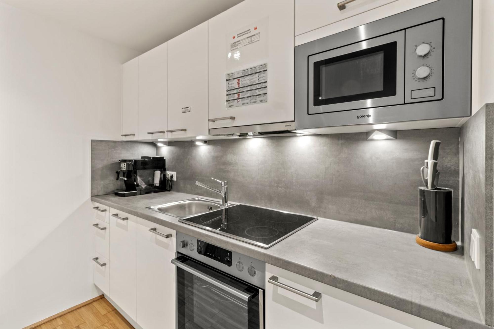 At Station I 3 Minutes To Shopping Street I High Speed Wifi * Vienna