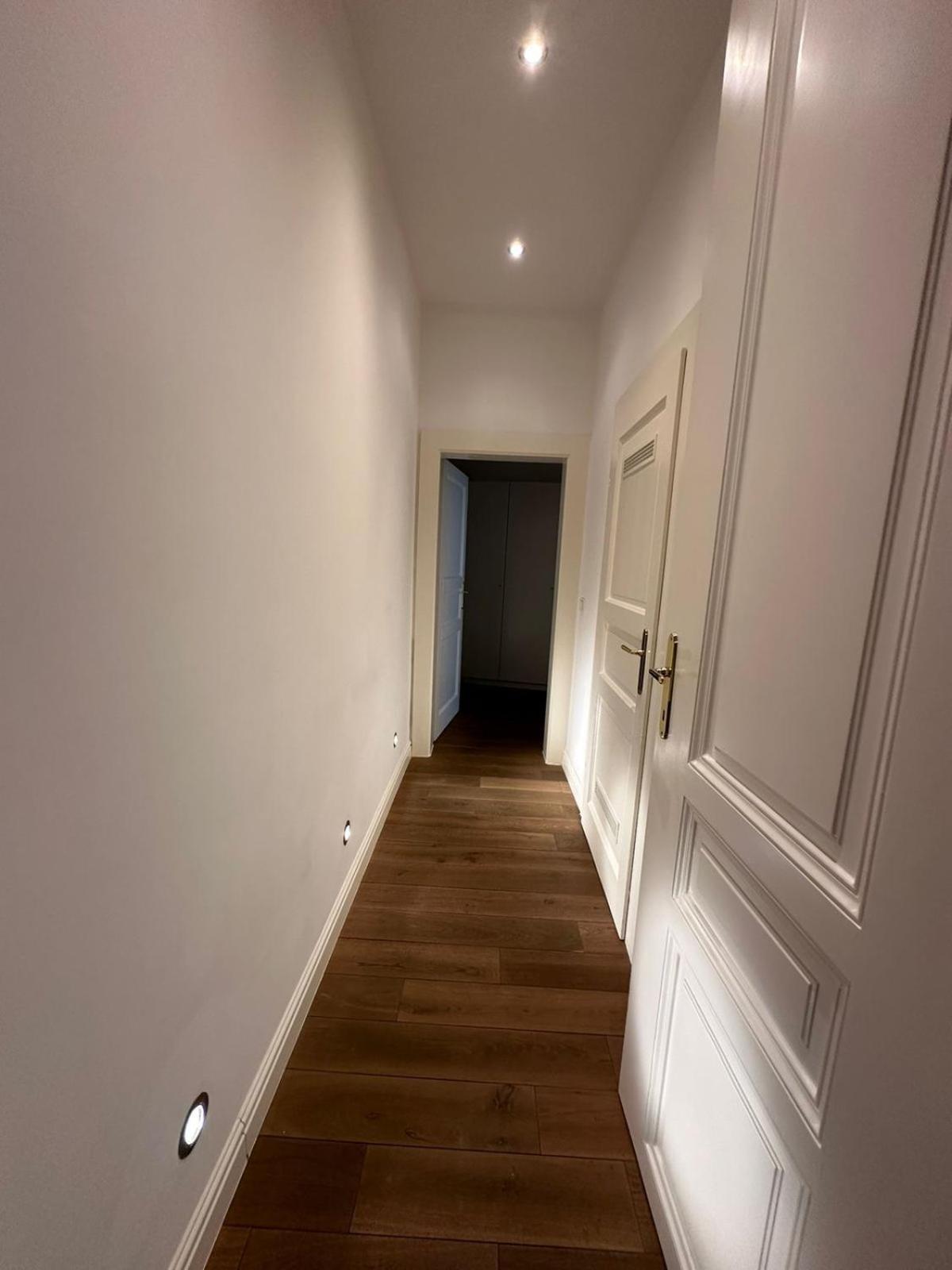 Apartment Residential Elegance: Yourvienna Classic In Center