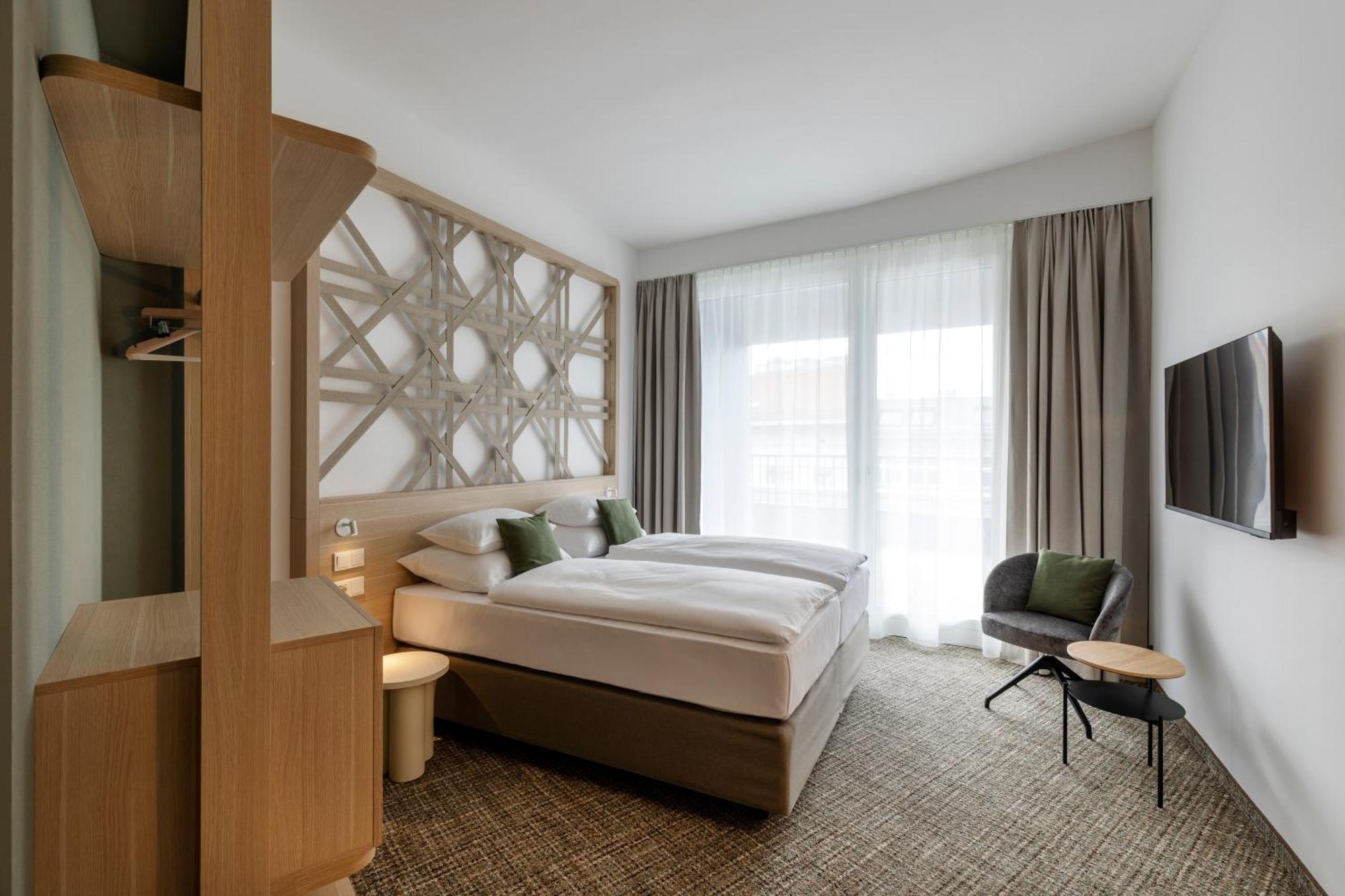 Arcotel Aq 4*