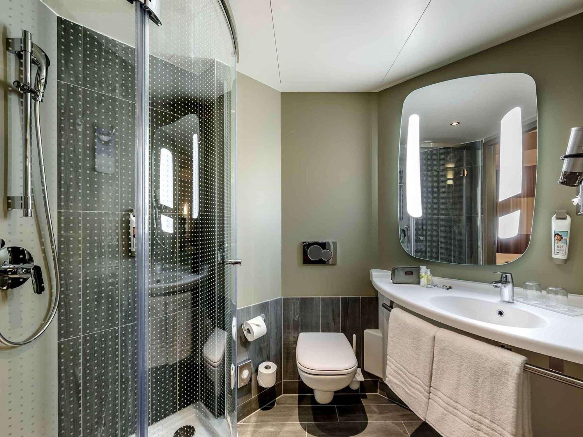 Hotel Ibis Hauptbahnhof 3*