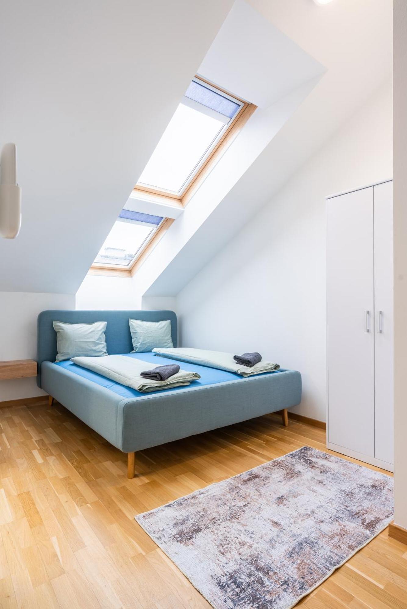 Premium - Rooftop Penthouse Apartment *