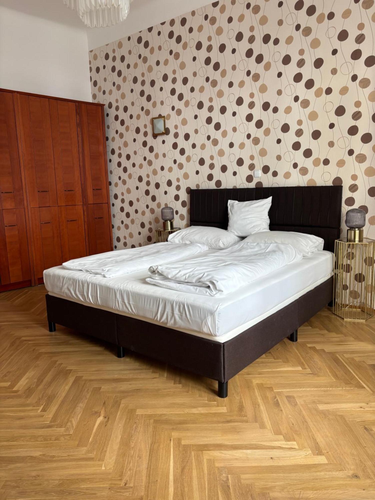 Carlton * Vienna