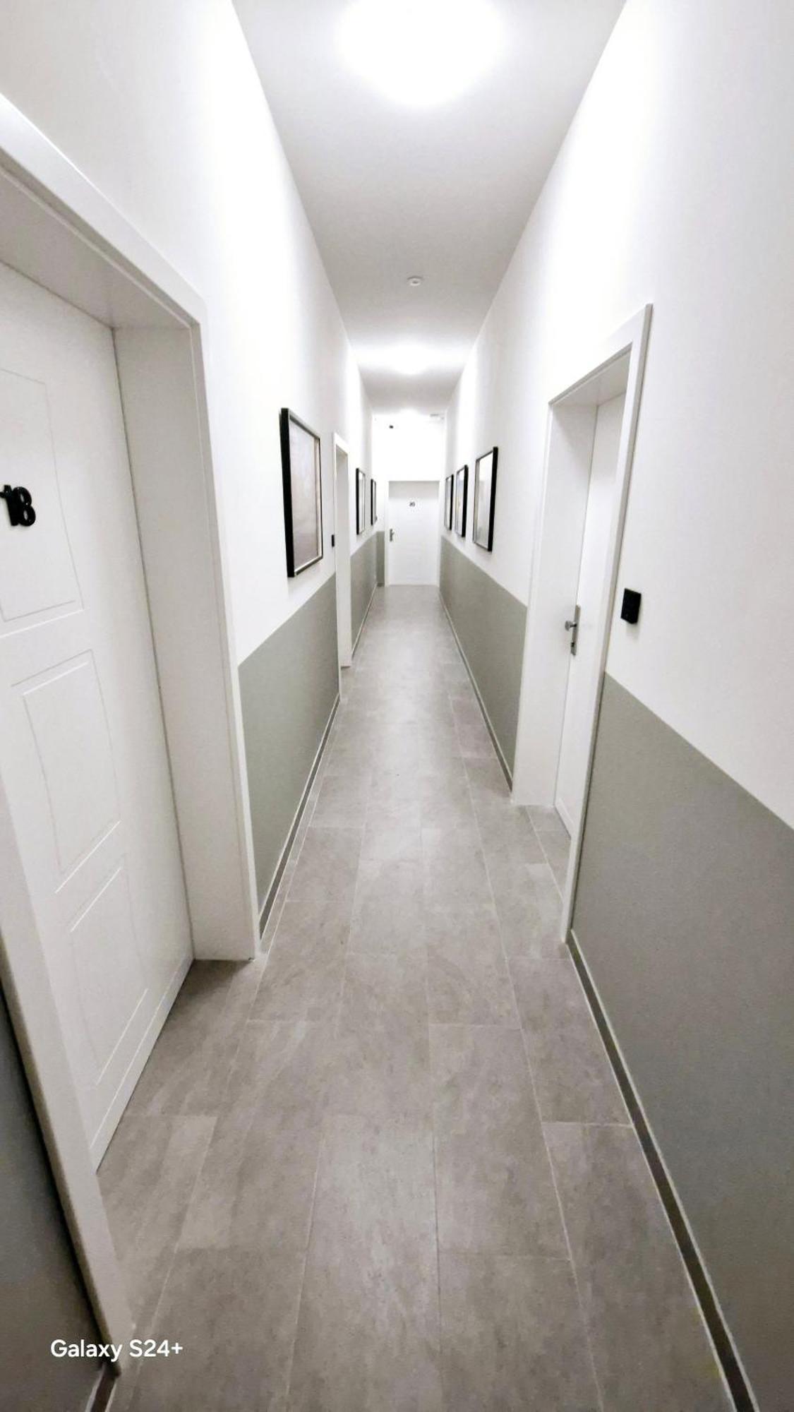 Moderne Mit Klima, Perfekter Anbindung Ins Zentrum Und Kostenlose Parkplaetze! Apartment Vienna