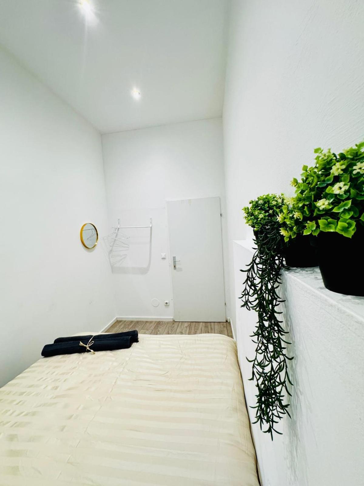 Apartment Elegant & 5br Shared In Wien