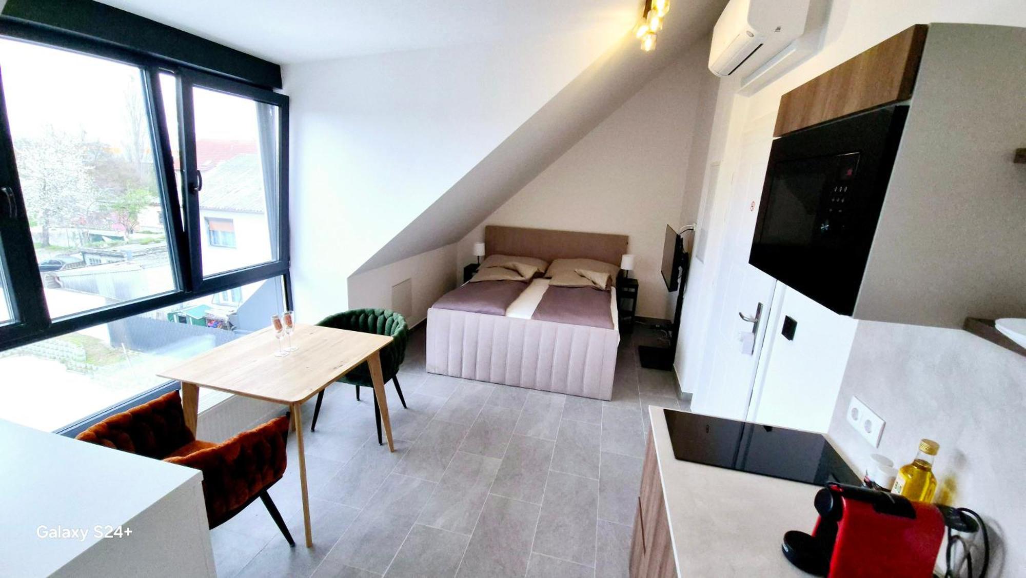 Moderne Mit Klima, Perfekter Anbindung Ins Zentrum Und Kostenlose Parkplaetze! Apartment