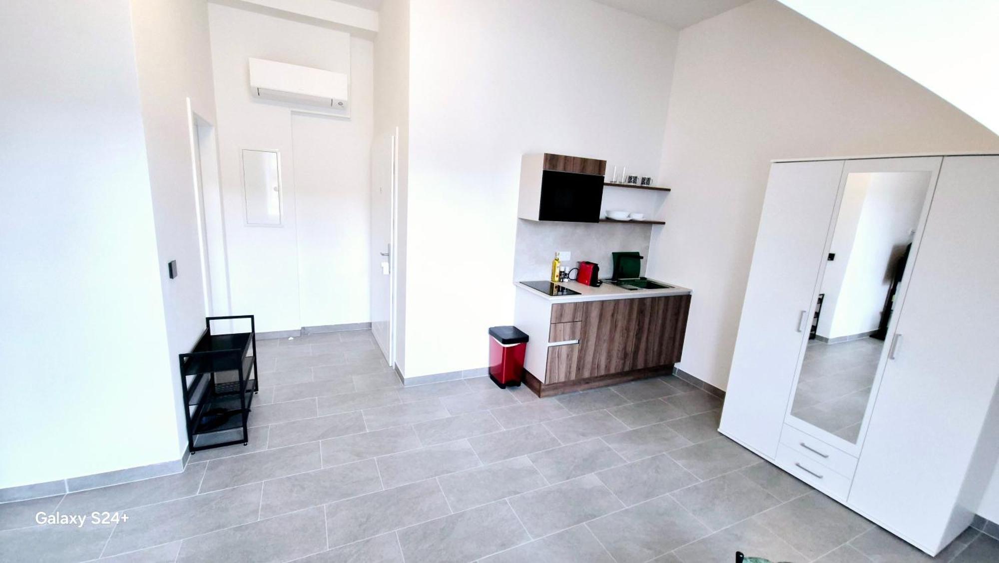 Moderne Mit Klima, Perfekter Anbindung Ins Zentrum Und Kostenlose Parkplaetze! Apartment Vienna