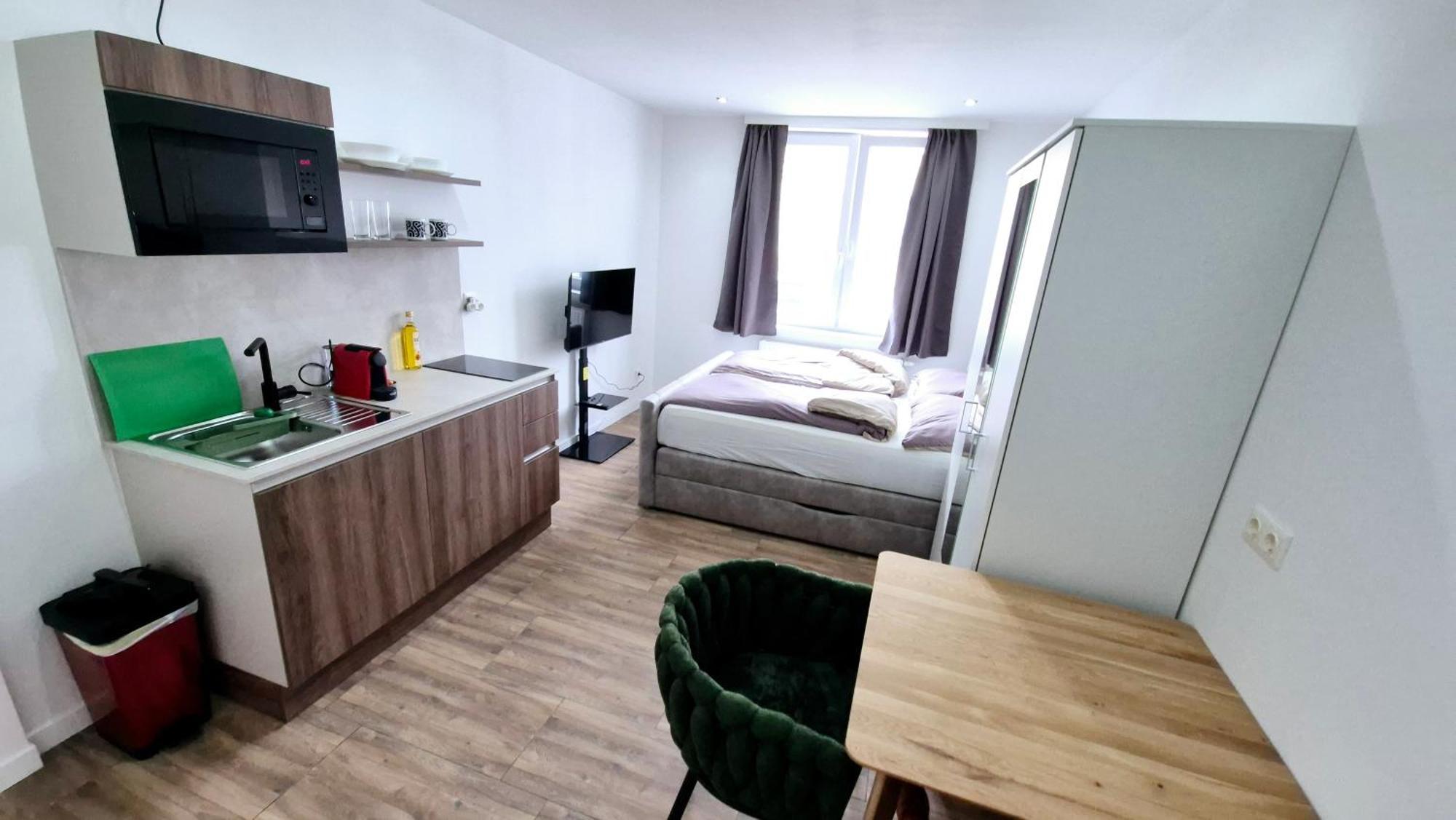 Moderne Mit Klima, Perfekter Anbindung Ins Zentrum Und Kostenlose Parkplaetze!