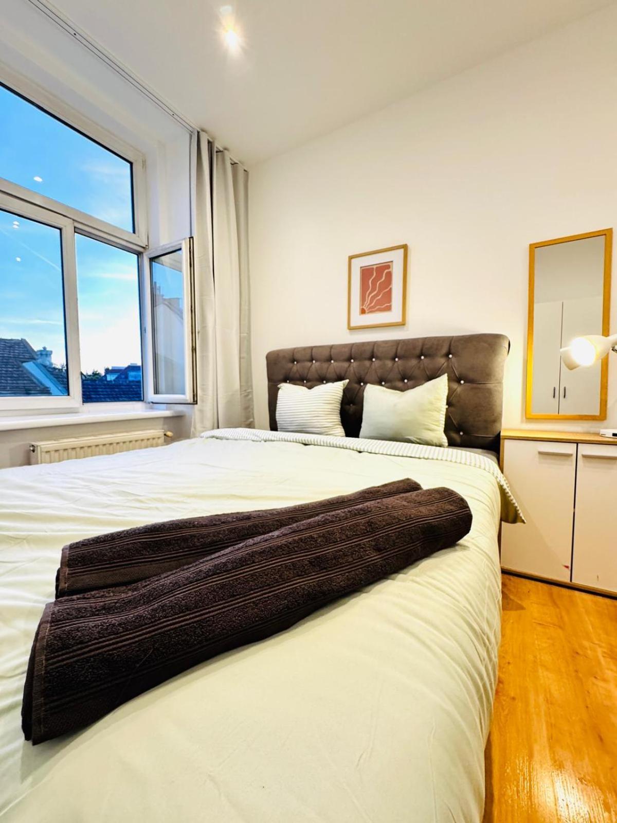 Comfy & Cozy 4br Shared Next To Kaufpark Alterlaa