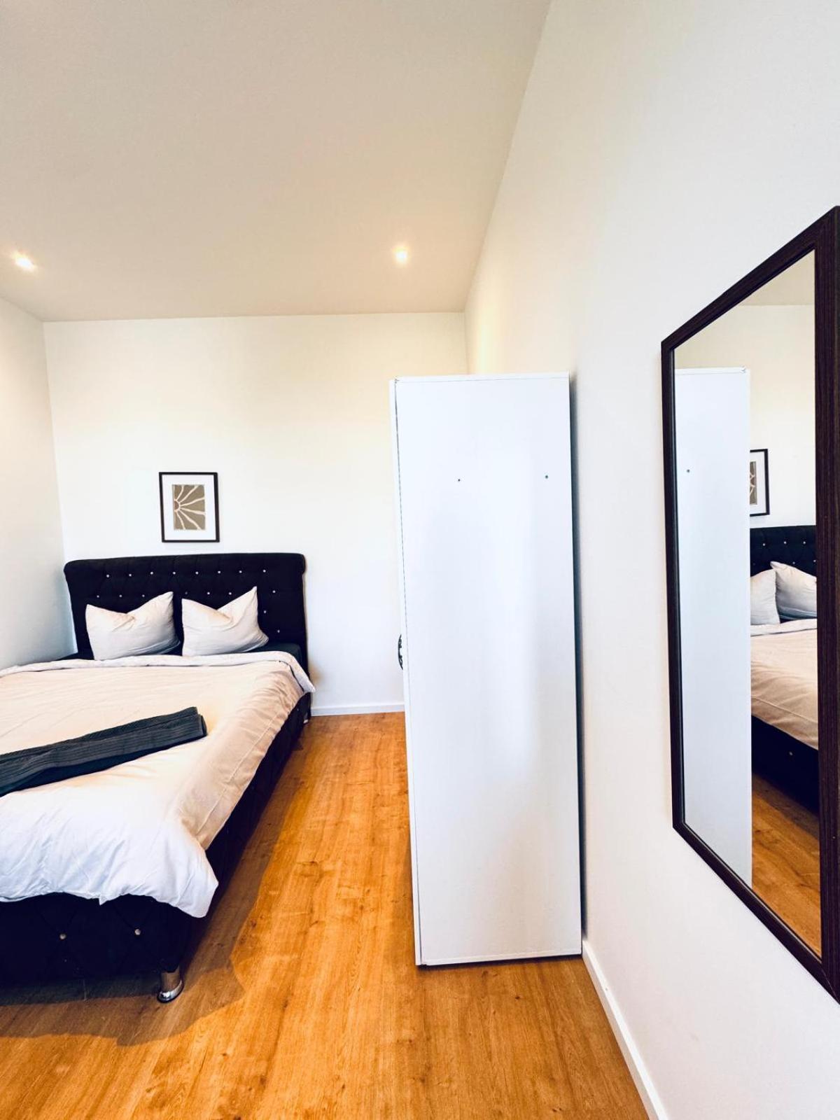 Apartment Spacious 3br Shared Near Kaufpark Alterlaa *