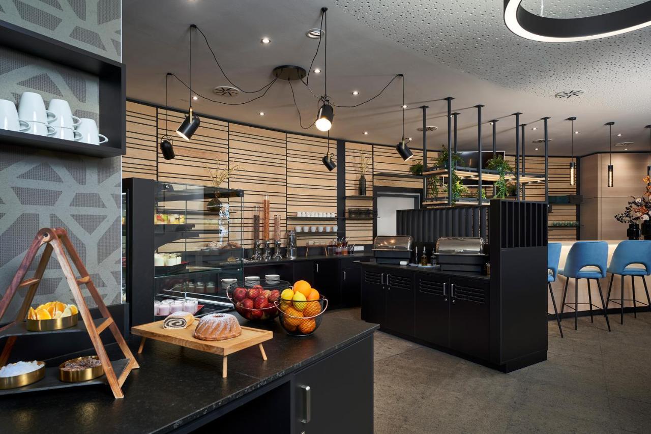 Leonardo West 4* Vienna