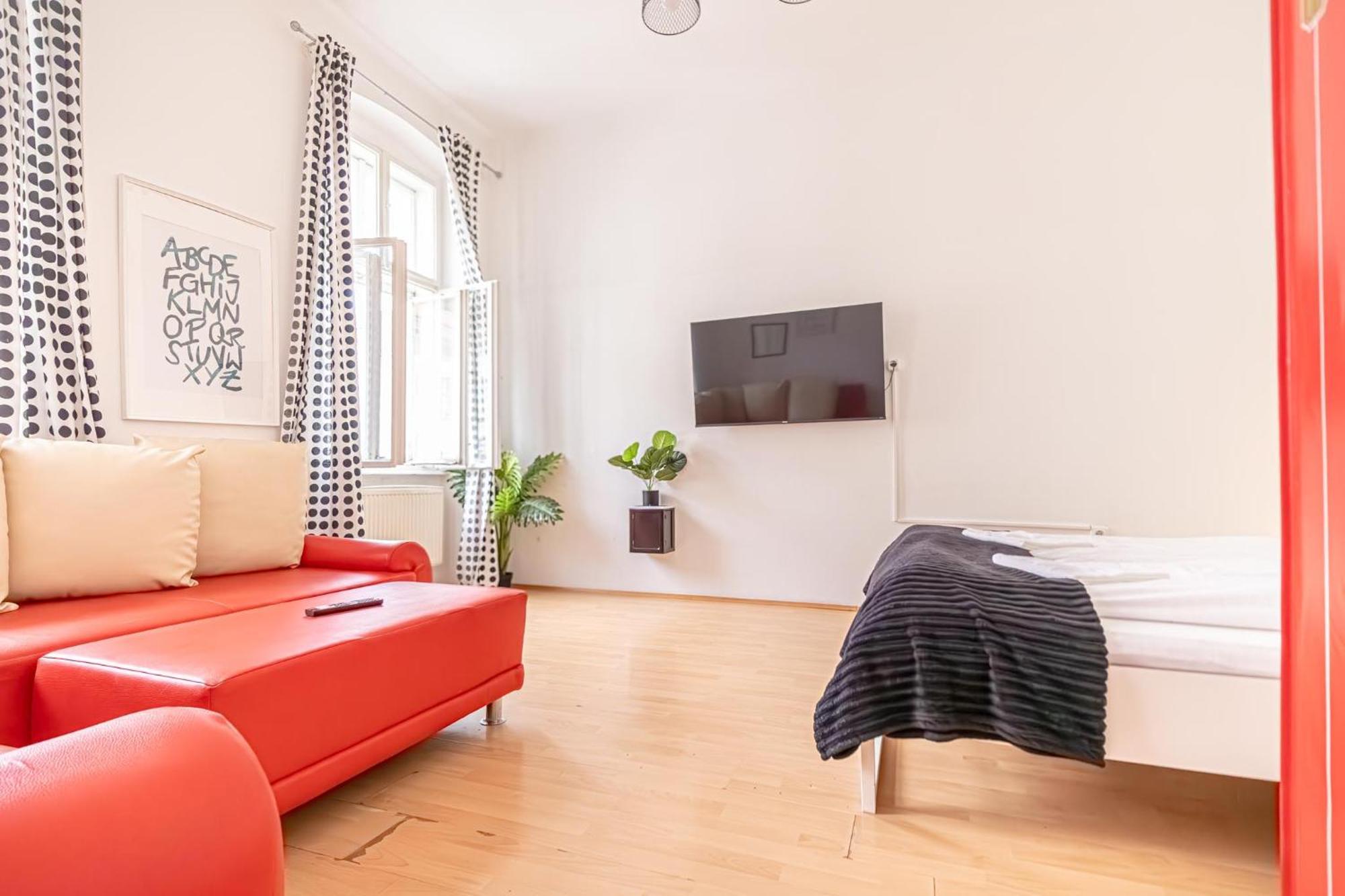 Apartment Viennese 3br Apt. Near Wiener Stadthalle & *