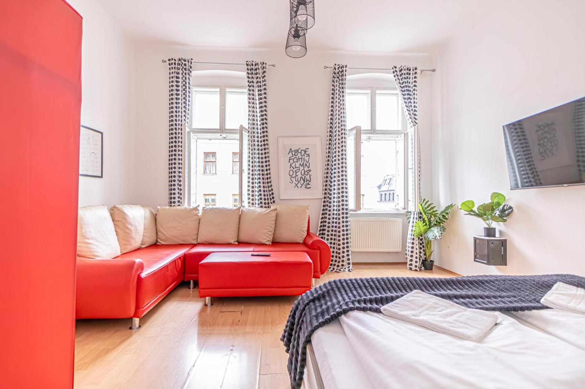 Viennese 3br Apt. Near Wiener Stadthalle & Apartment Vienna