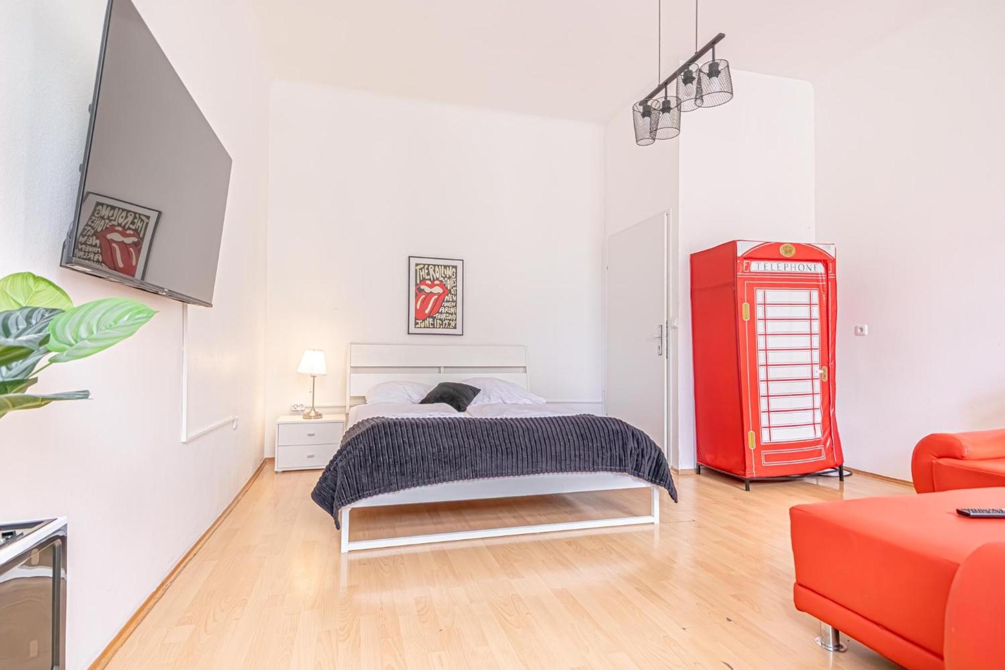 Viennese 3br Apt. Near Wiener Stadthalle & Vienna