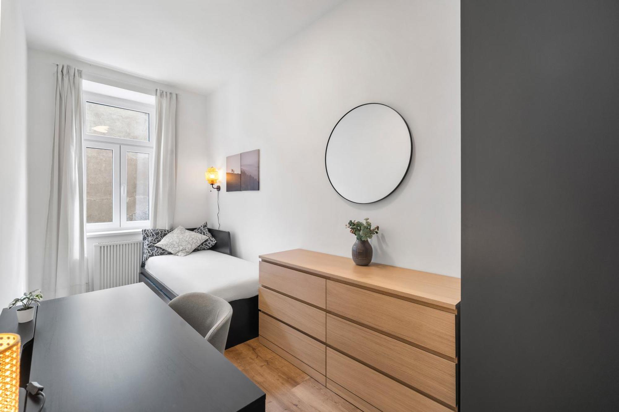 Bright And Quiet Apartments, Just 10 Minutes To U4, U6 And Schoenbrunn Palace * Vienna