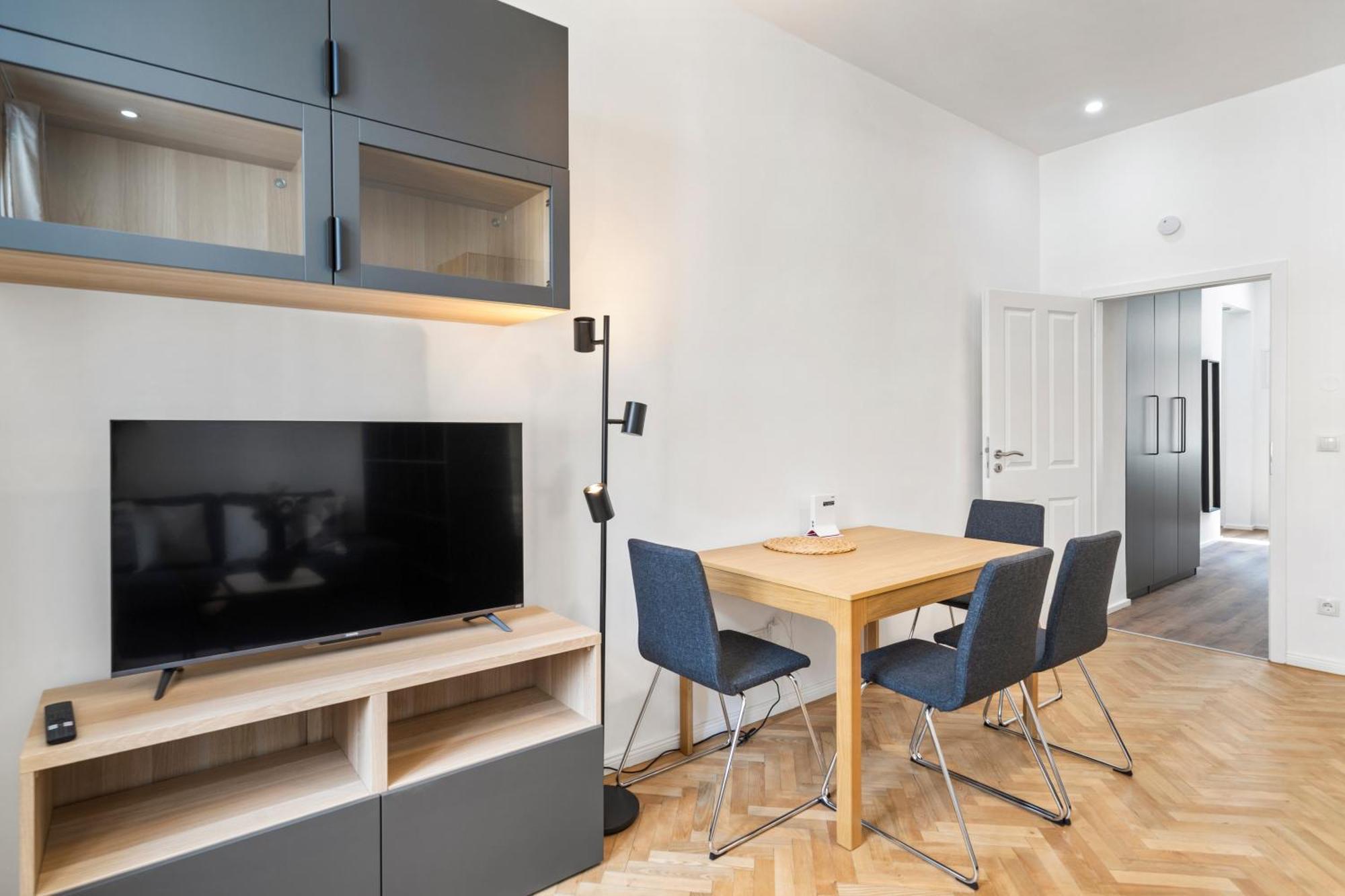Bright And Quiet Apartments, Just 10 Minutes To U4, U6 And Schoenbrunn Palace Apartment Vienna