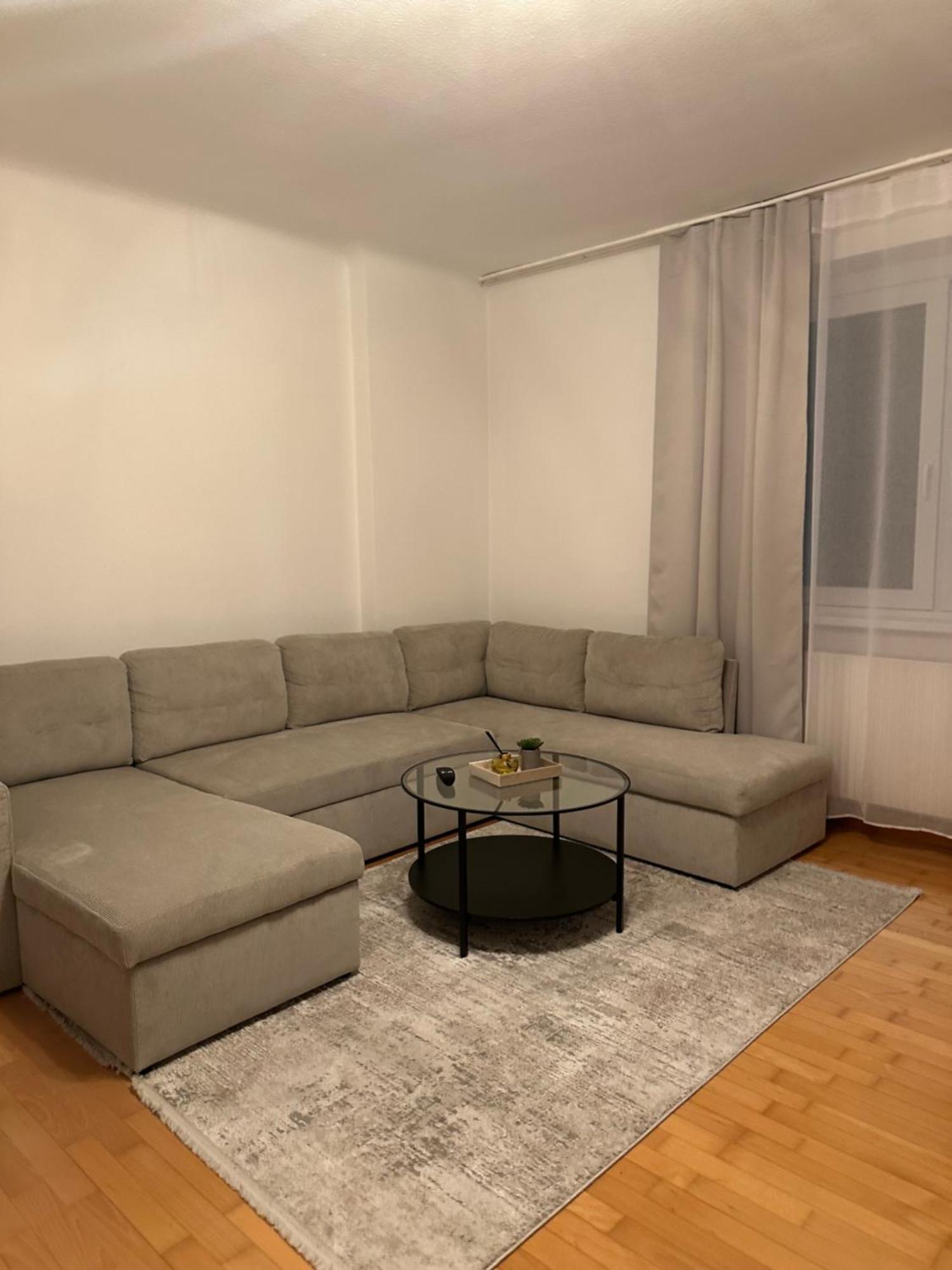Cozy 2-bedroom Retreat Near Subway And Center Appartamento *