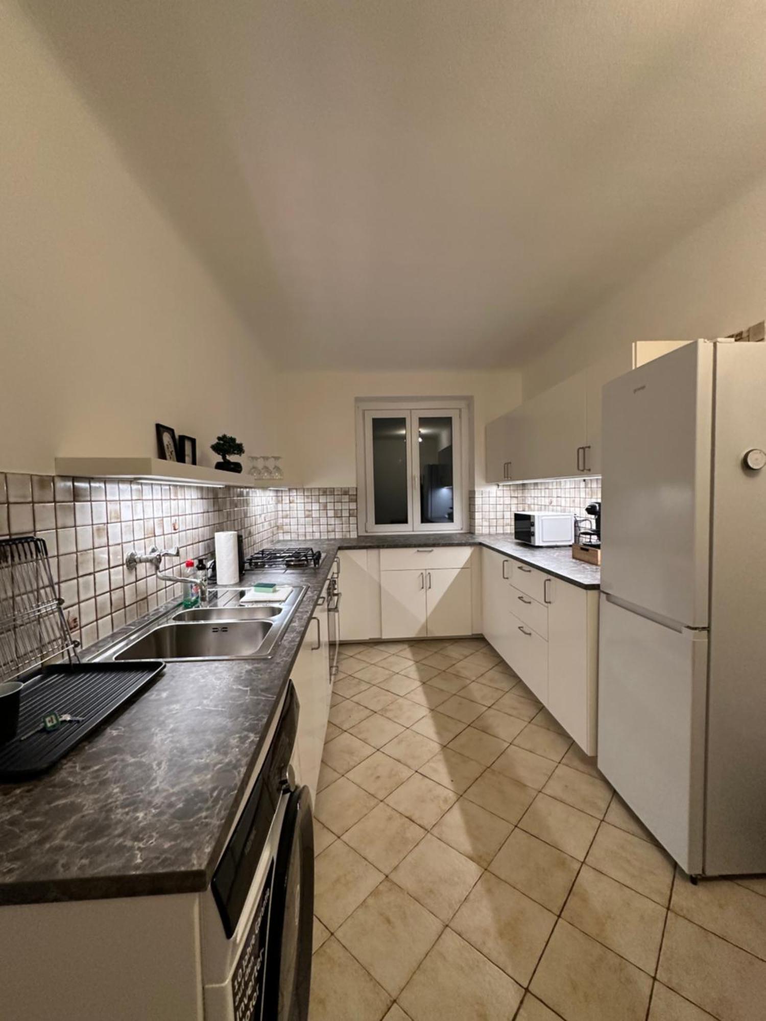 Appartamento Cozy 2-bedroom Retreat Near Subway And Center Vienna