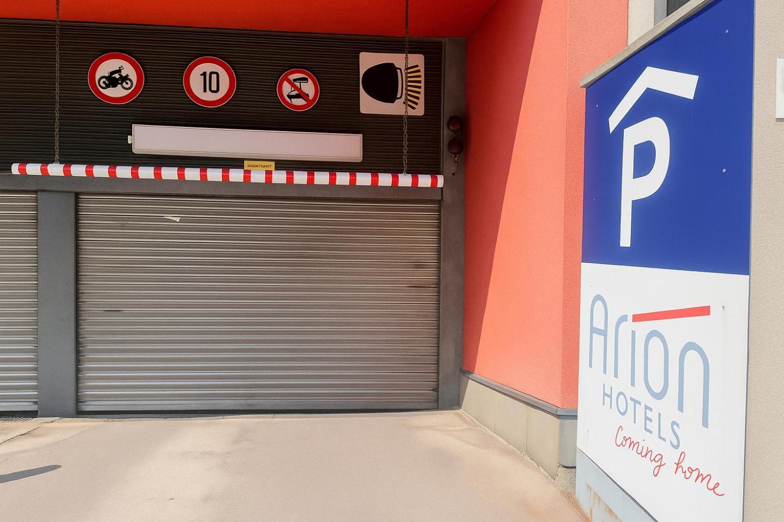 Arion Cityhotel Und Hotel 4*