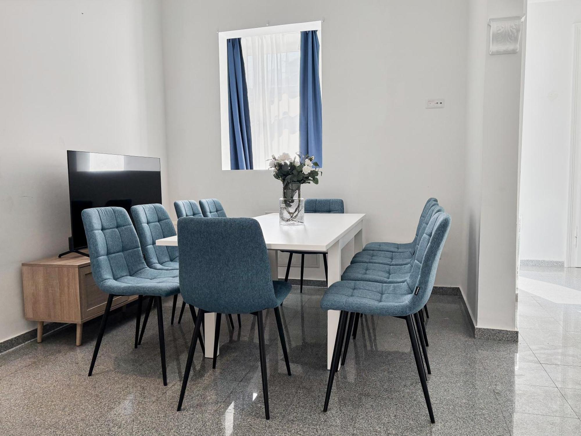 Stylish I 5 Minutes To U1 Reumannplatz I 15 Min To Center Vienna
