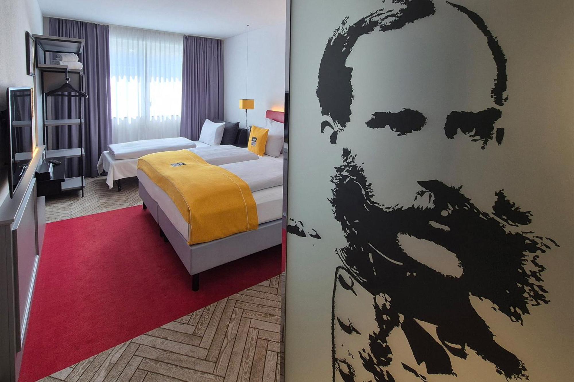 Hotel The Niu Franz 3*