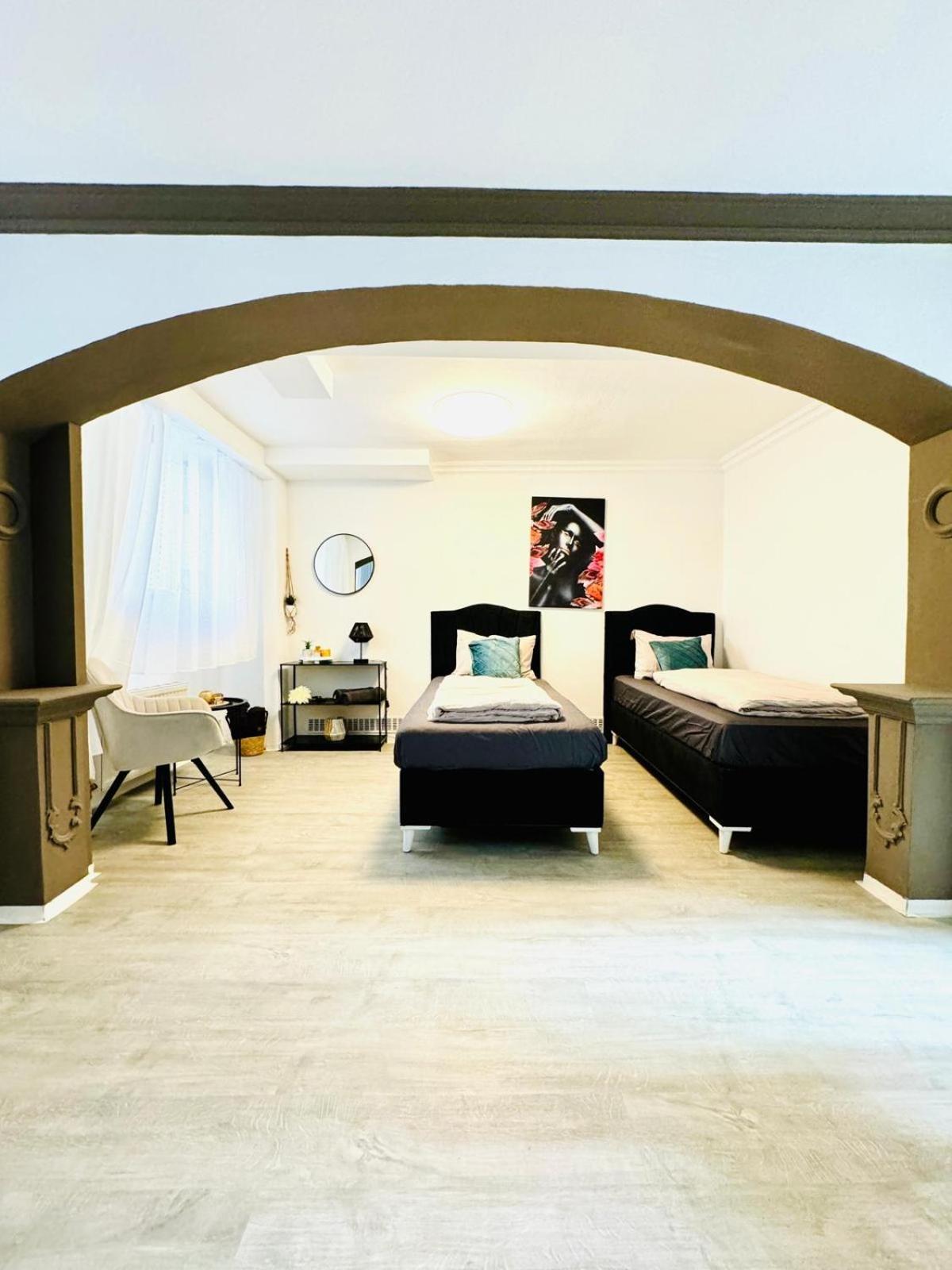 Apartment Very Spacious For Up To 7p With Great Location *