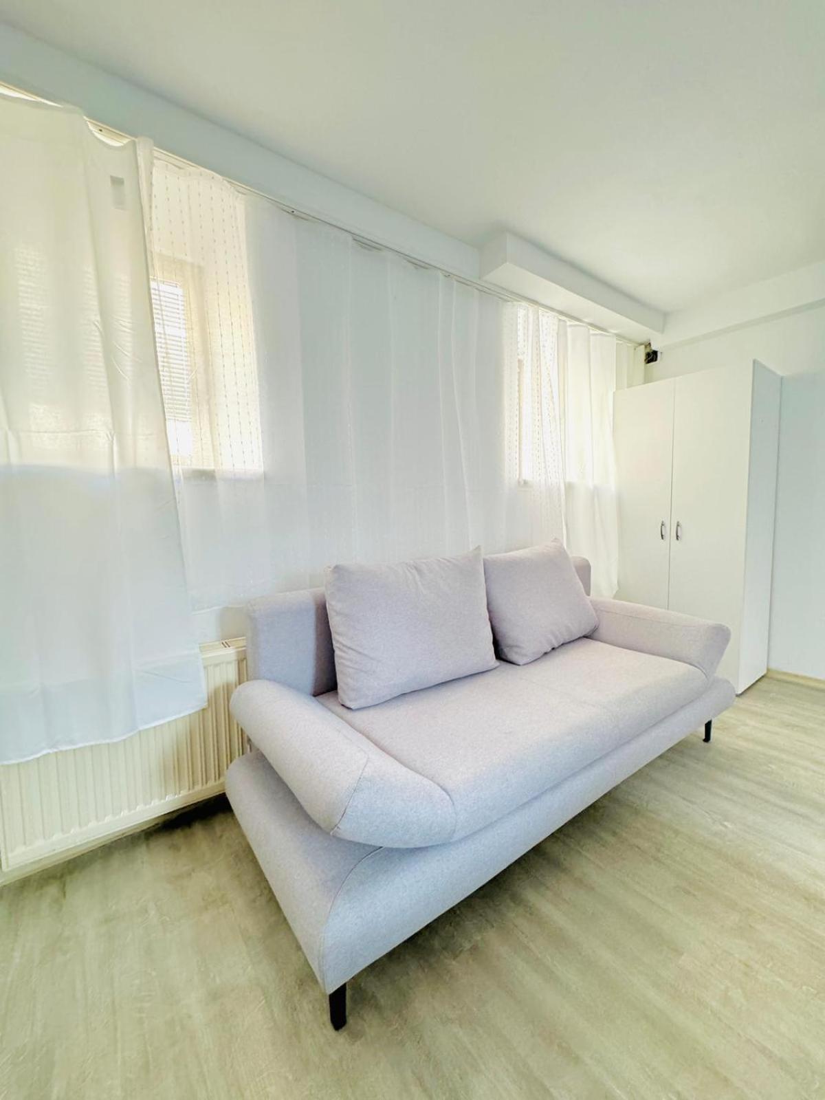 Very Spacious For Up To 7p With Great Location Apartment Wien