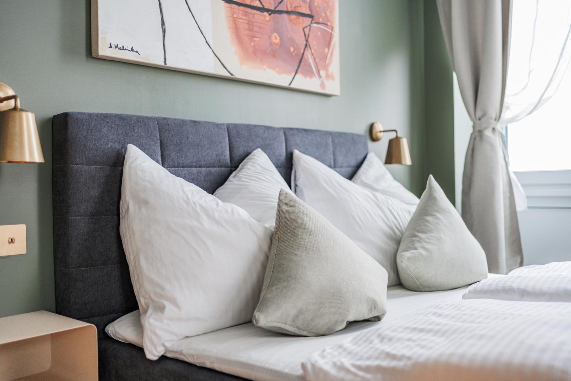 Home1 - District Twelve Boutique Hostel *