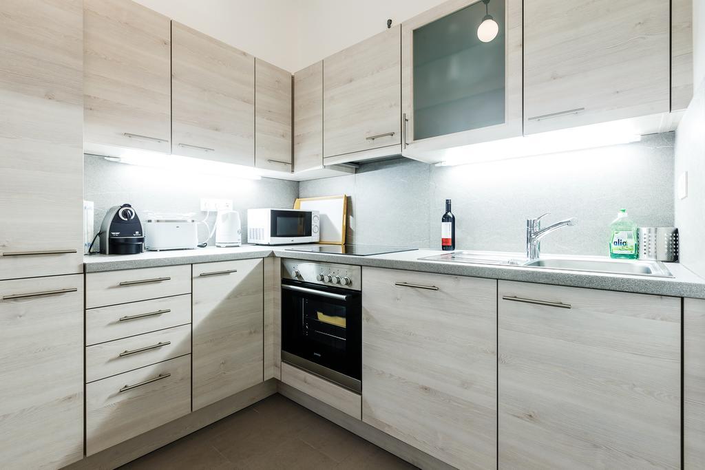 Judengasse Premium By Ichbucheat * Vienna