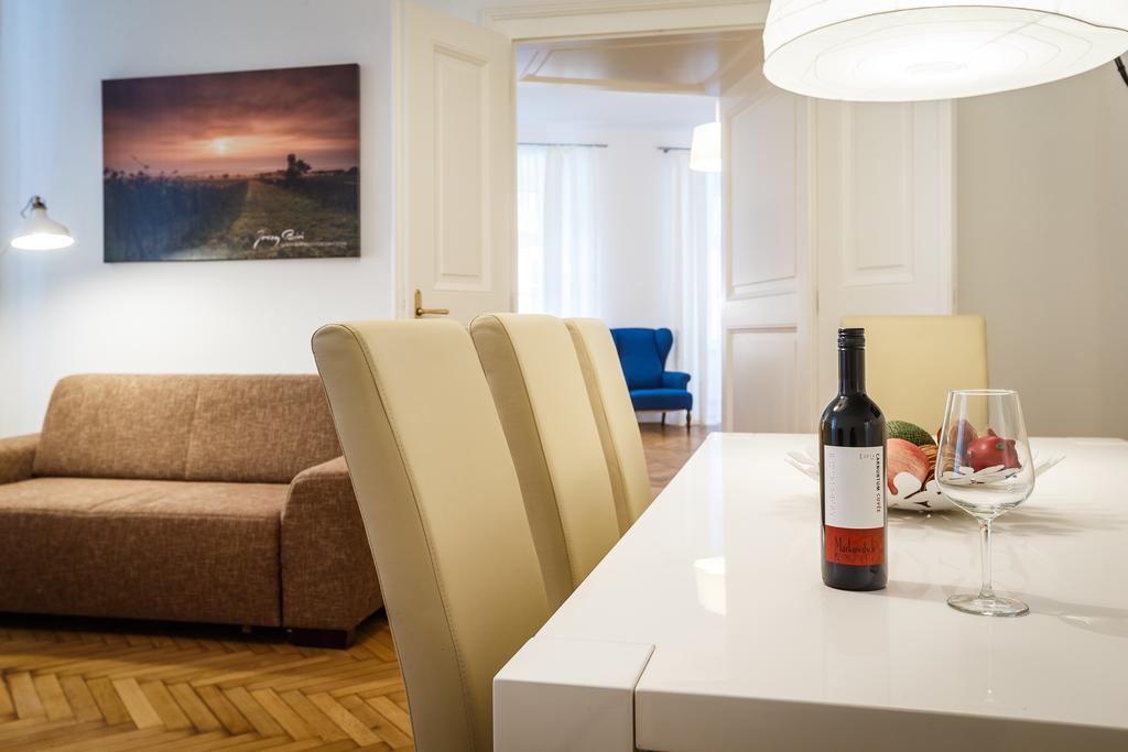 Apartment Judengasse Premium By Ichbucheat