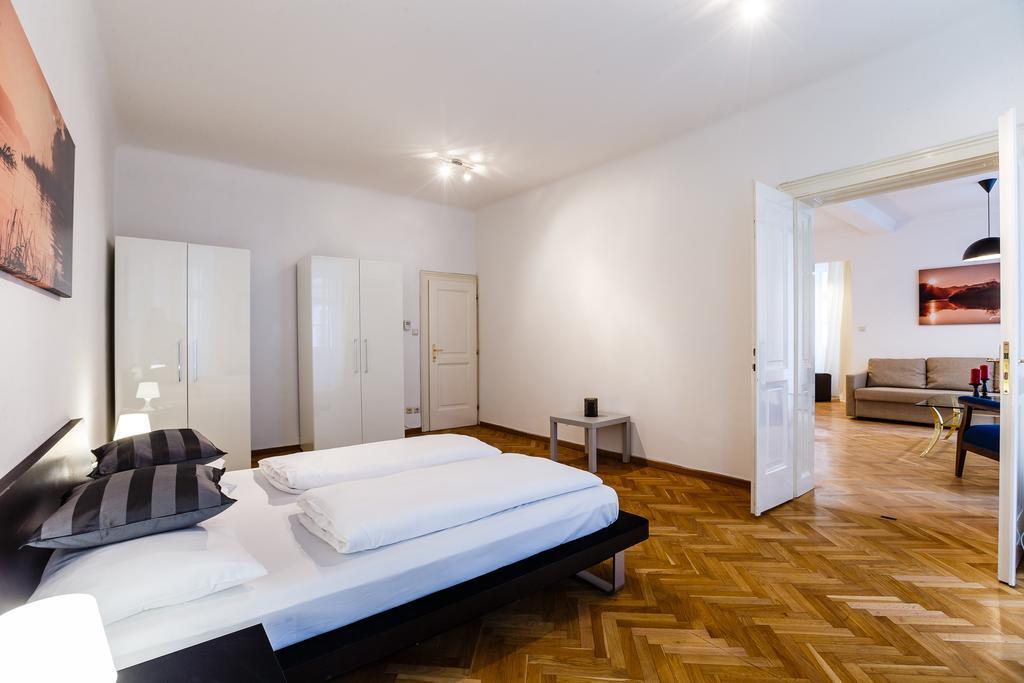 Judengasse Premium By Ichbucheat *