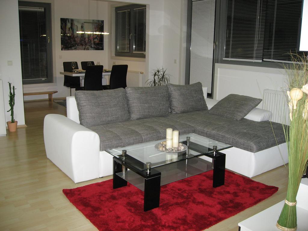 Apartment Panorama *