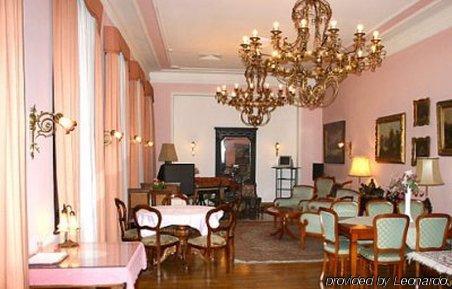 Aparthotel Rothensteiner 4*