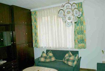 Dr. Geissler Hotel 3*