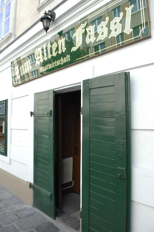 Ihr Wiener Zuhause Mit Balkon *