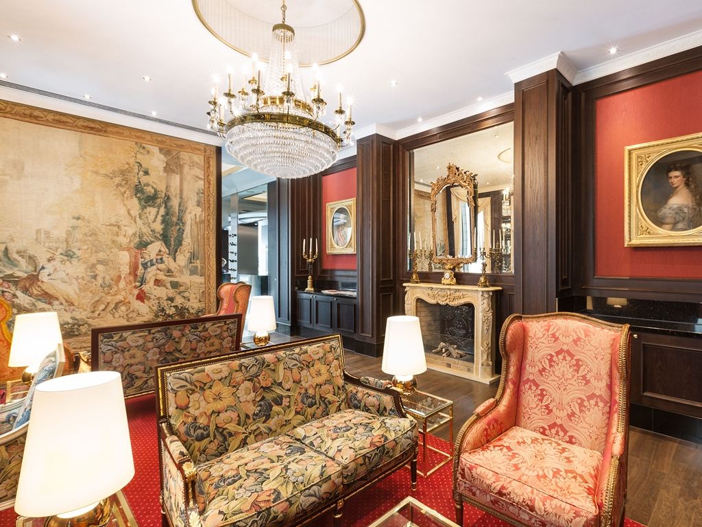 Living An Der Oper Hotel