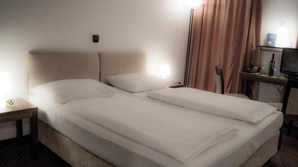 Hillinger Hotel 3*