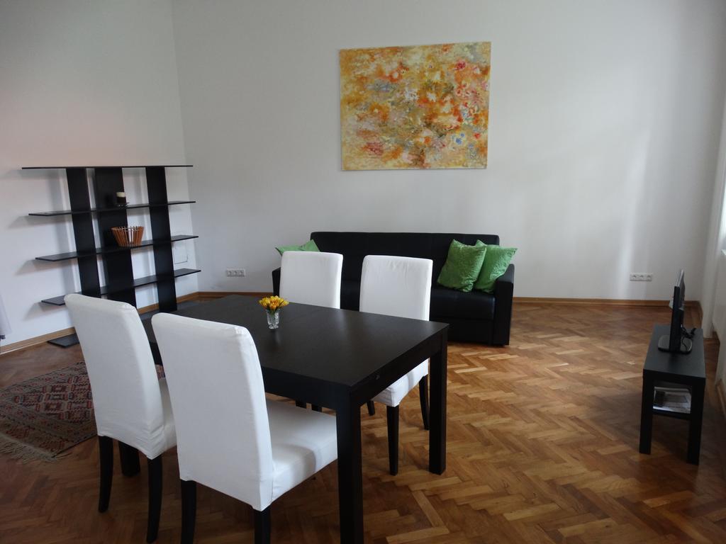 Jugendstil Garconniere Apartment Wien
