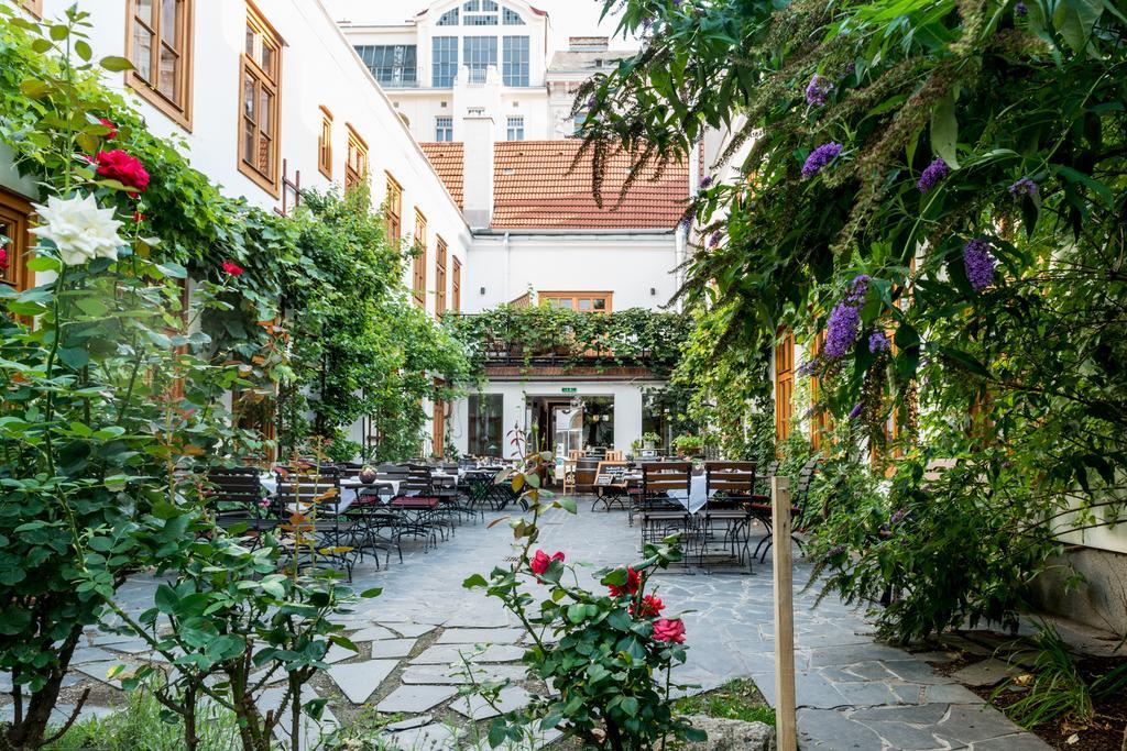 Schreiners Essen Und Wohnen Hotel