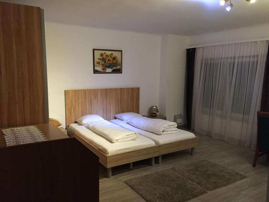 Cafe 168 Bed & Breakfast