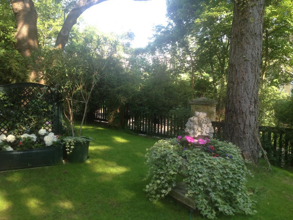 Apartment Exquisites Gartenapartment In Eleganter Jugendstilvilla *