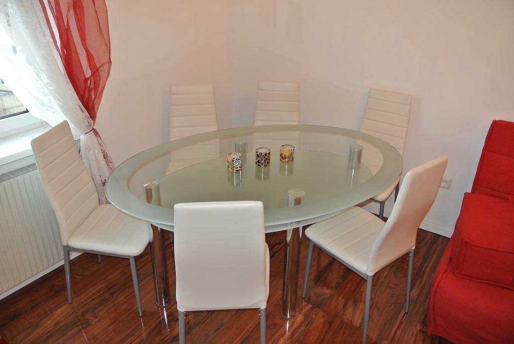 Paradies - U1 Station Altes Landgut Apartment *