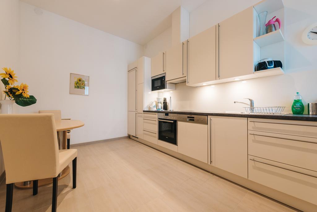 Apartments Next To Vienna Stateopera With Aircondition Wien